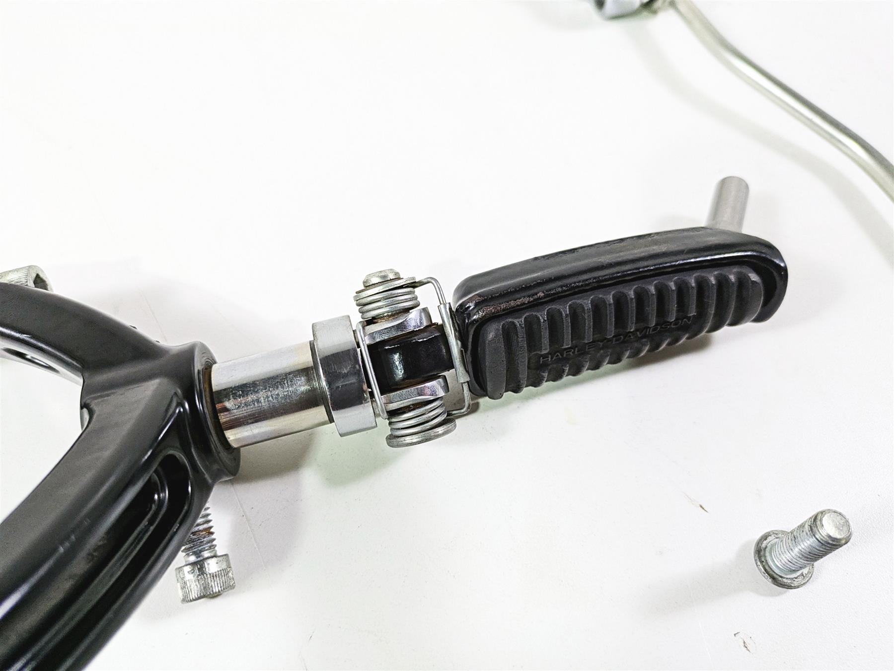 2009 Harley XR1200 Sportster Left Foot Peg & Shifter Parts Set 51044-08 {{ shop.shopifyCountryName }} - Mototech271