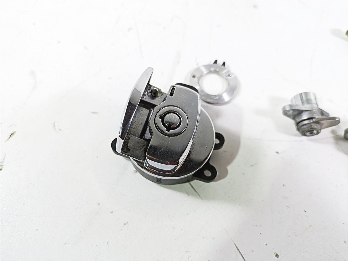 2012 Harley FLD Dyna Switchback Ignition Switch Saddlebag Key Lock Set 71304-04 {{ shop.shopifyCountryName }} - Mototech271