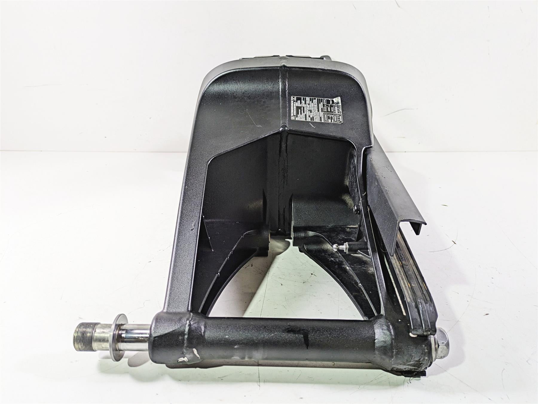 2019 BMW S1000XR K49 Swingarm Swing Arm & 28mm Rear Axle 33358560101 {{ shop.shopifyCountryName }} - Mototech271