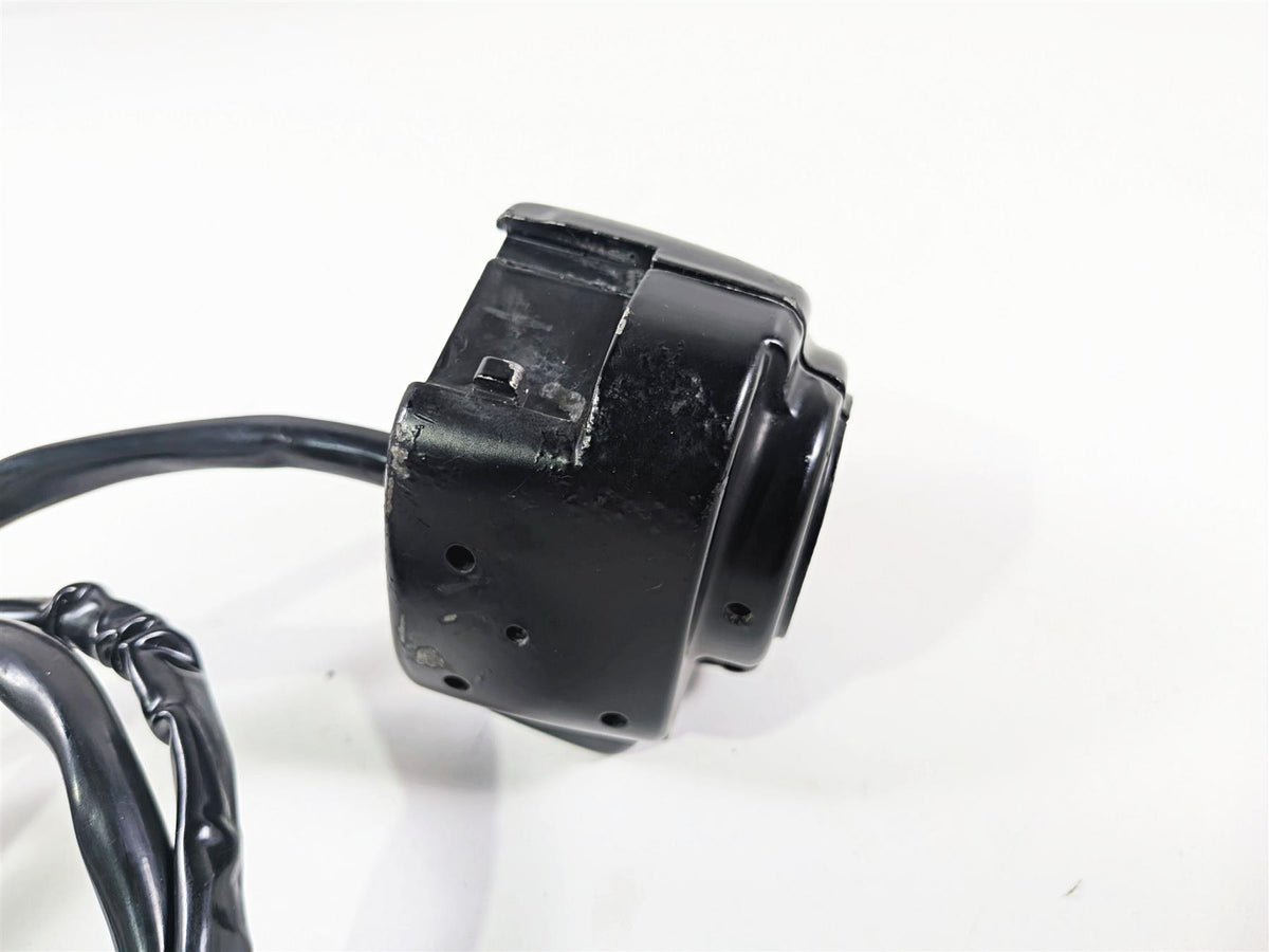 1998 Harley Dyna FXDL Low Rider Left Hand Control Switch 71682-06A {{ shop.shopifyCountryName }} - Mototech271