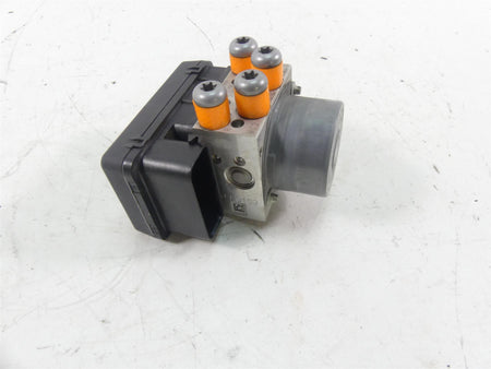 2015 KTM 1290R Super Duke Abs Brake Pump Module Unit Control 61342031000 {{ shop.shopifyCountryName }} - Mototech271