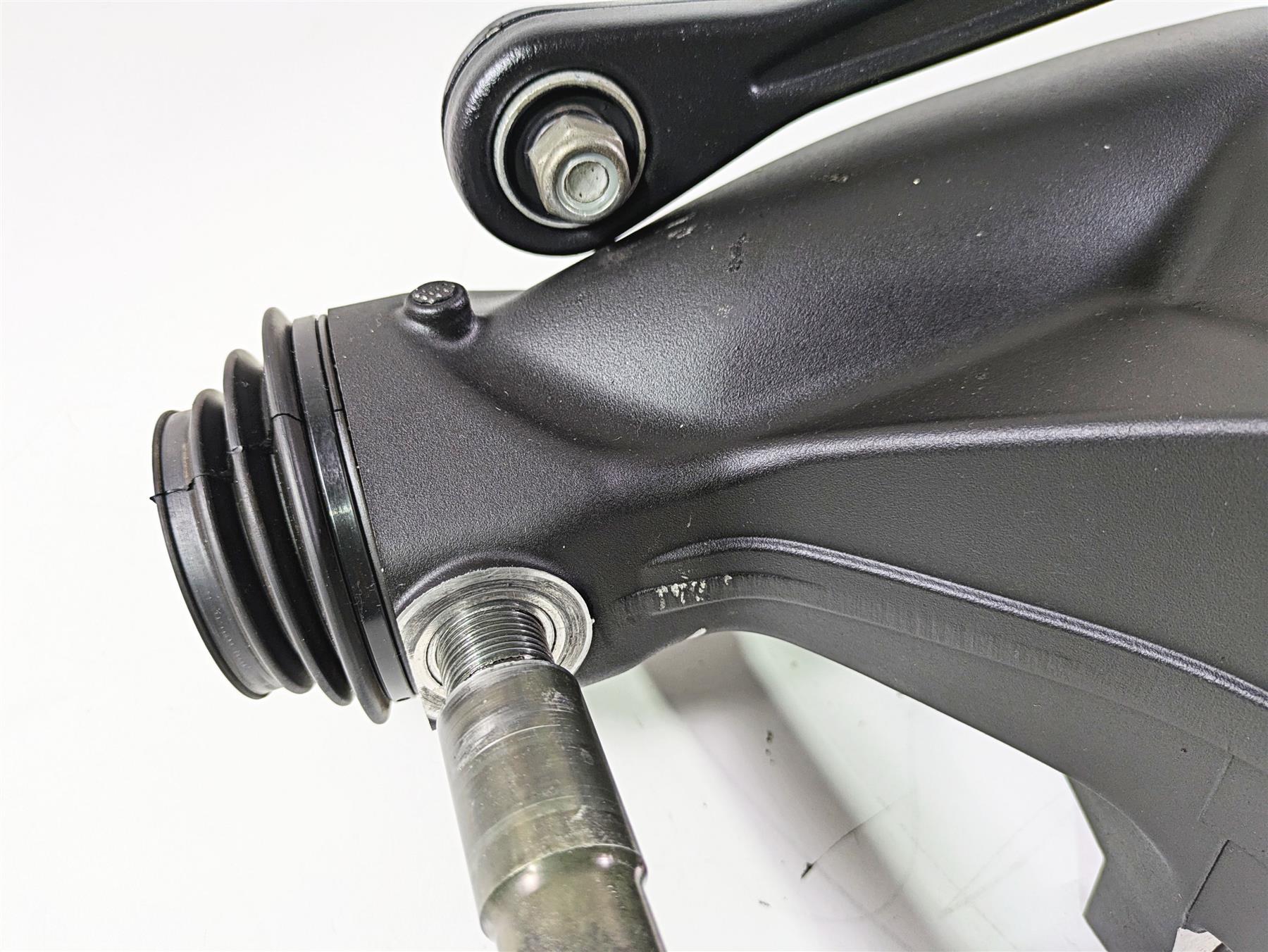 2016 Moto Guzzi Stelvio 1200 8V NTX Differential Swingarm Drive Shaft 976570 {{ shop.shopifyCountryName }} - Mototech271