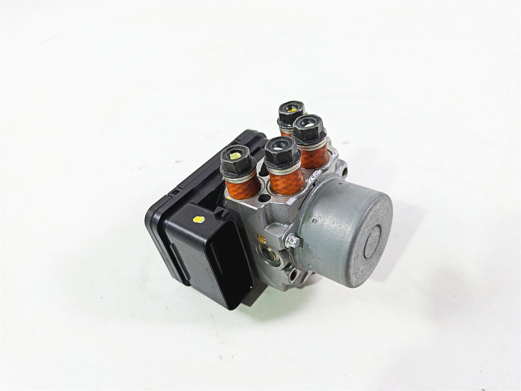 2021 Kawasaki Z900 ZR900 Nissin Abs Brake Pump Unit Module 16082-0810 {{ shop.shopifyCountryName }} - Mototech271
