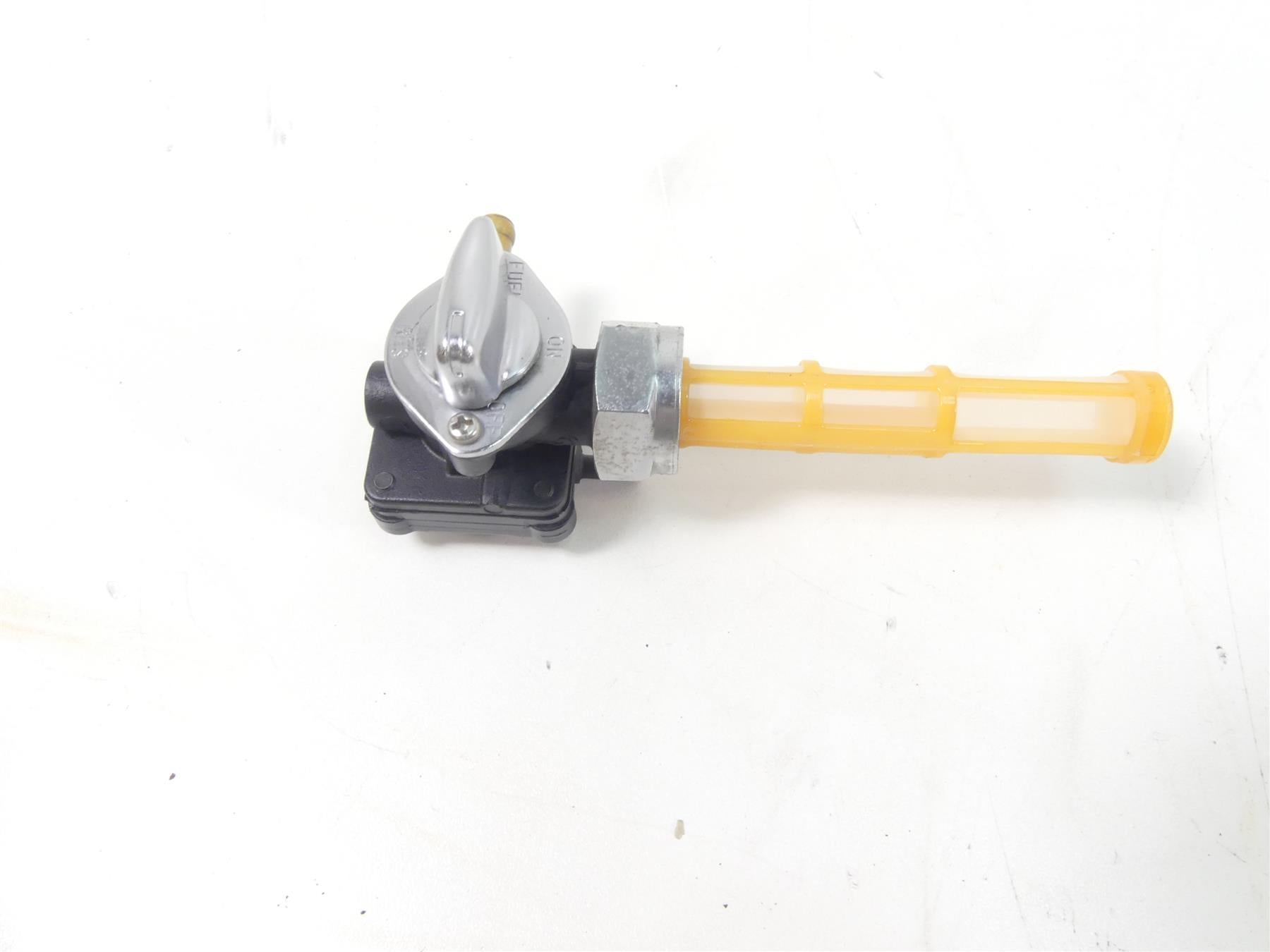 2005 Harley Softail FLSTSC Heritage Springer Fuel Gas Valve Petcock 61338-02 {{ shop.shopifyCountryName }} - Mototech271