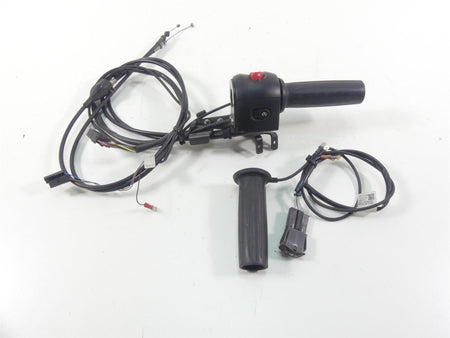 2015 Victory Cross Country Tour Heated Grips + Right Control Switch Set 4011357 {{ shop.shopifyCountryName }} - Mototech271