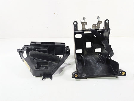 2020 Harley Touring FLTRK Road Glide Battery Electrical Tray -Read 69200175 {{ shop.shopifyCountryName }} - Mototech271