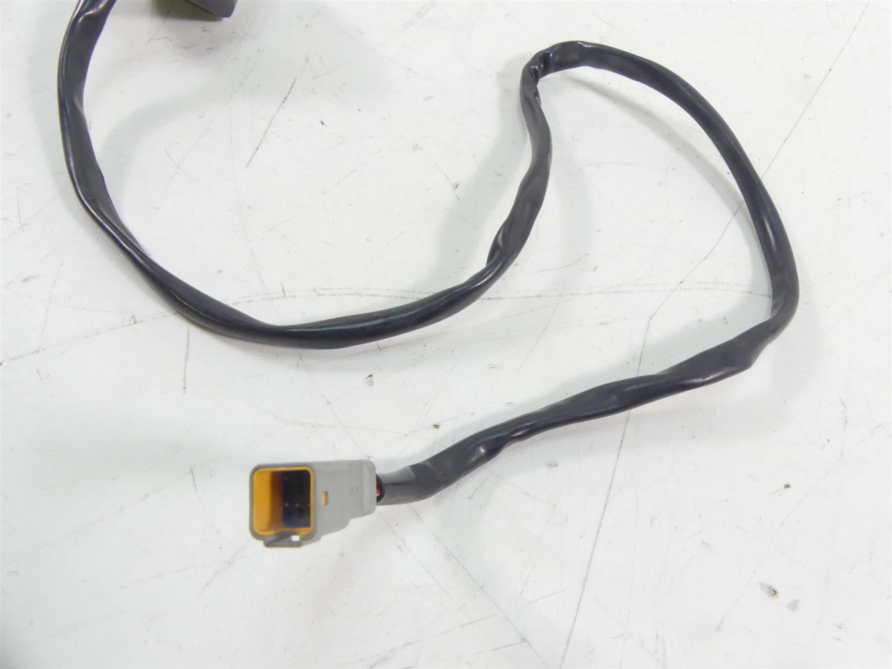 2015 Ducati Diavel Carbon Red Right Hand Start Stop Control Switch 65010141A {{ shop.shopifyCountryName }} - Mototech271