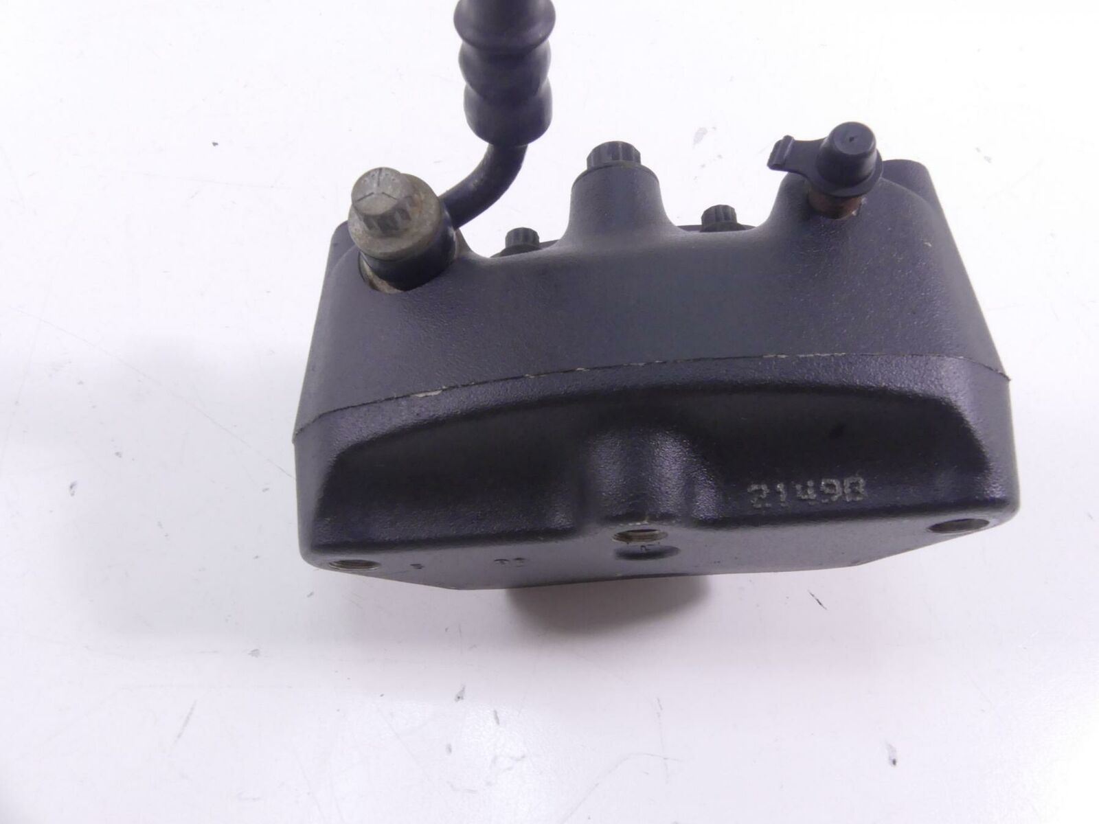 2000 Harley Sportster XL1200 Front Brake Caliper + Line 44046-00D {{ shop.shopifyCountryName }} - Mototech271