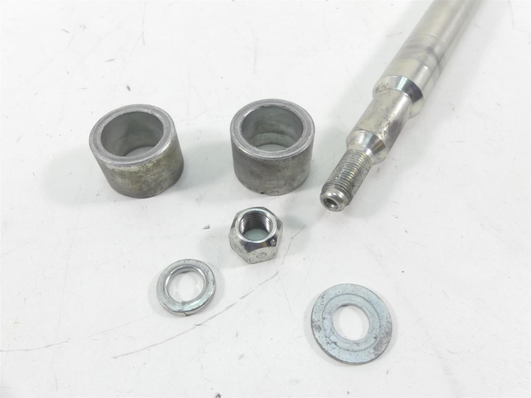 2002 Harley Touring FLHRCI Road King Front 1" Axle Wheel Spindle 43364-00 {{ shop.shopifyCountryName }} - Mototech271