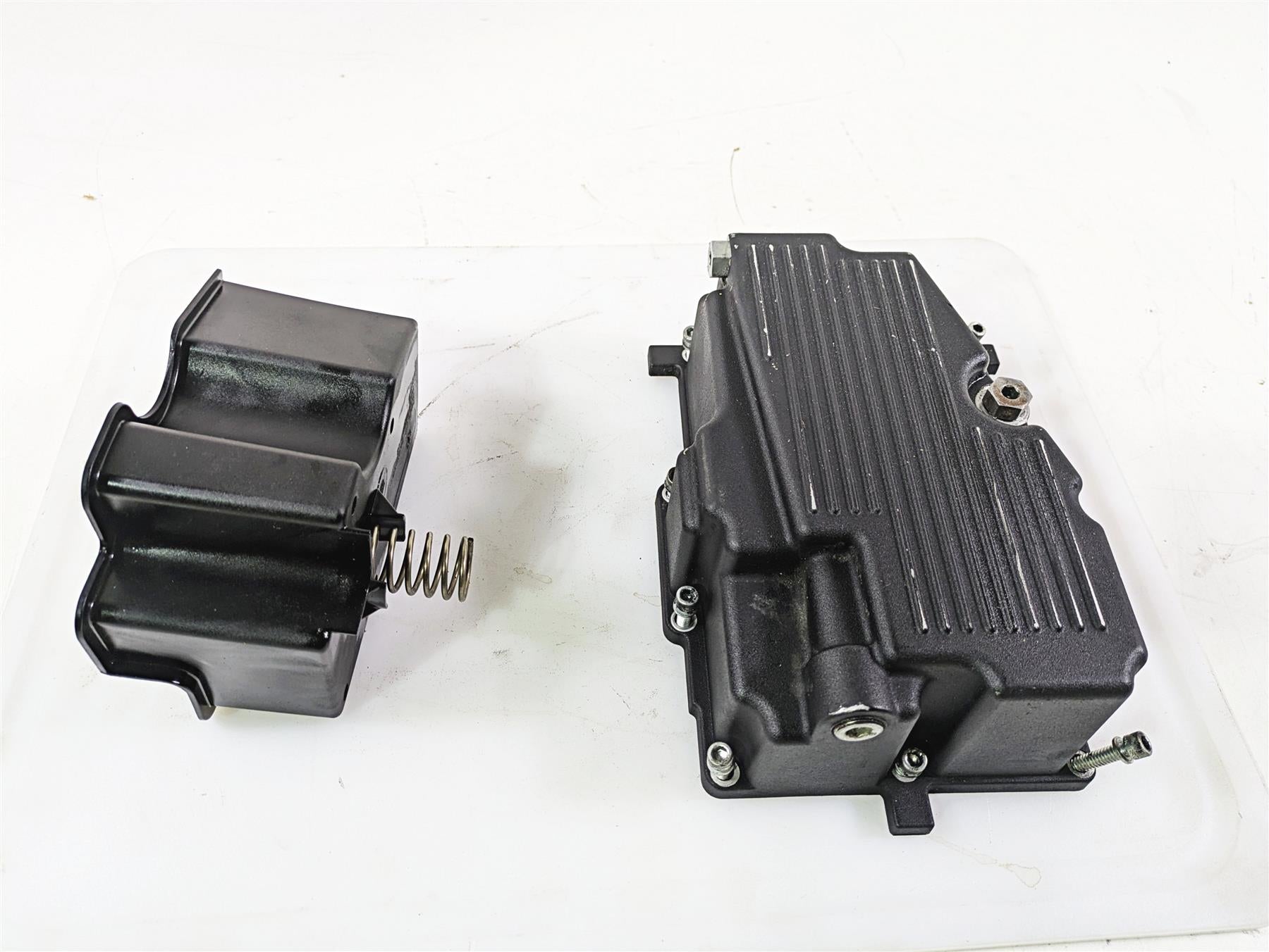 2017 Harley Dyna FXDB Street Bob Oil Pan Bottom Transmission Cover 26071-02 {{ shop.shopifyCountryName }} - Mototech271