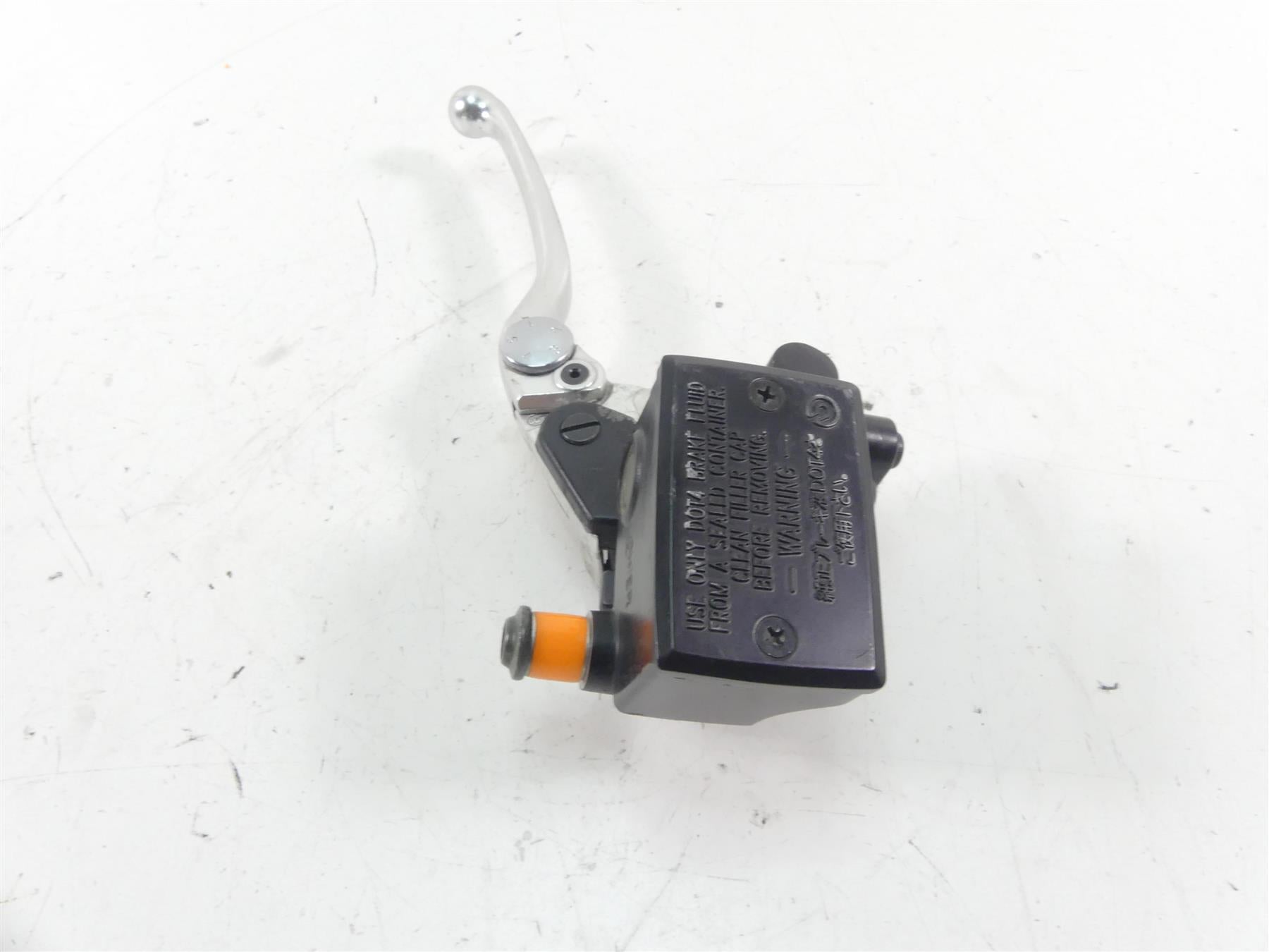 2008 Yamaha FZ1 Fazer Front Brake Master Cylinder 3C3-W2587-00-00 {{ shop.shopifyCountryName }} - Mototech271