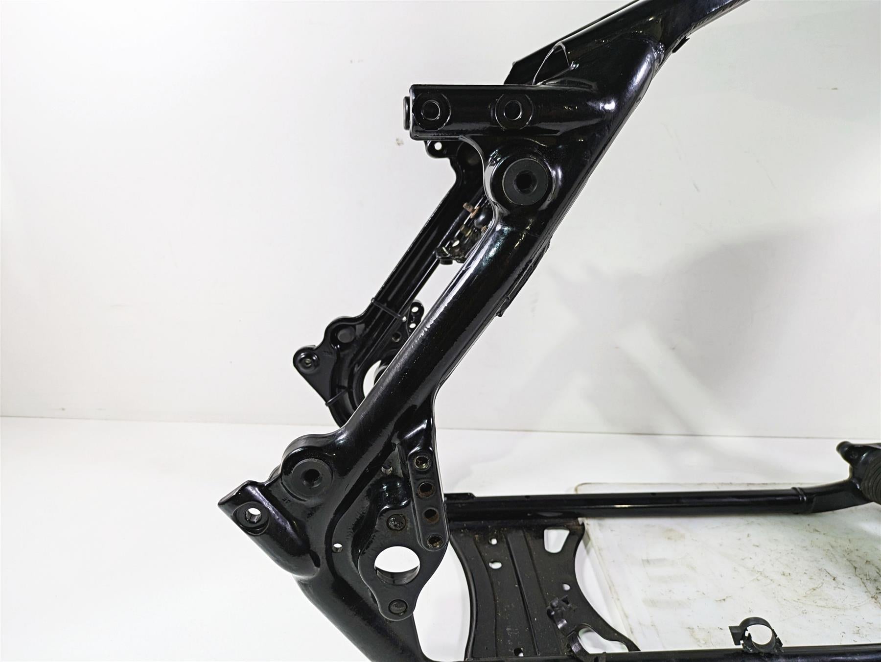 2010 Harley Touring FLHTK Electra Glide Straight Main Frame Chassis With Salvage Louisiana Title 47900-11BHP {{ shop.shopifyCountryName }} - Mototech271