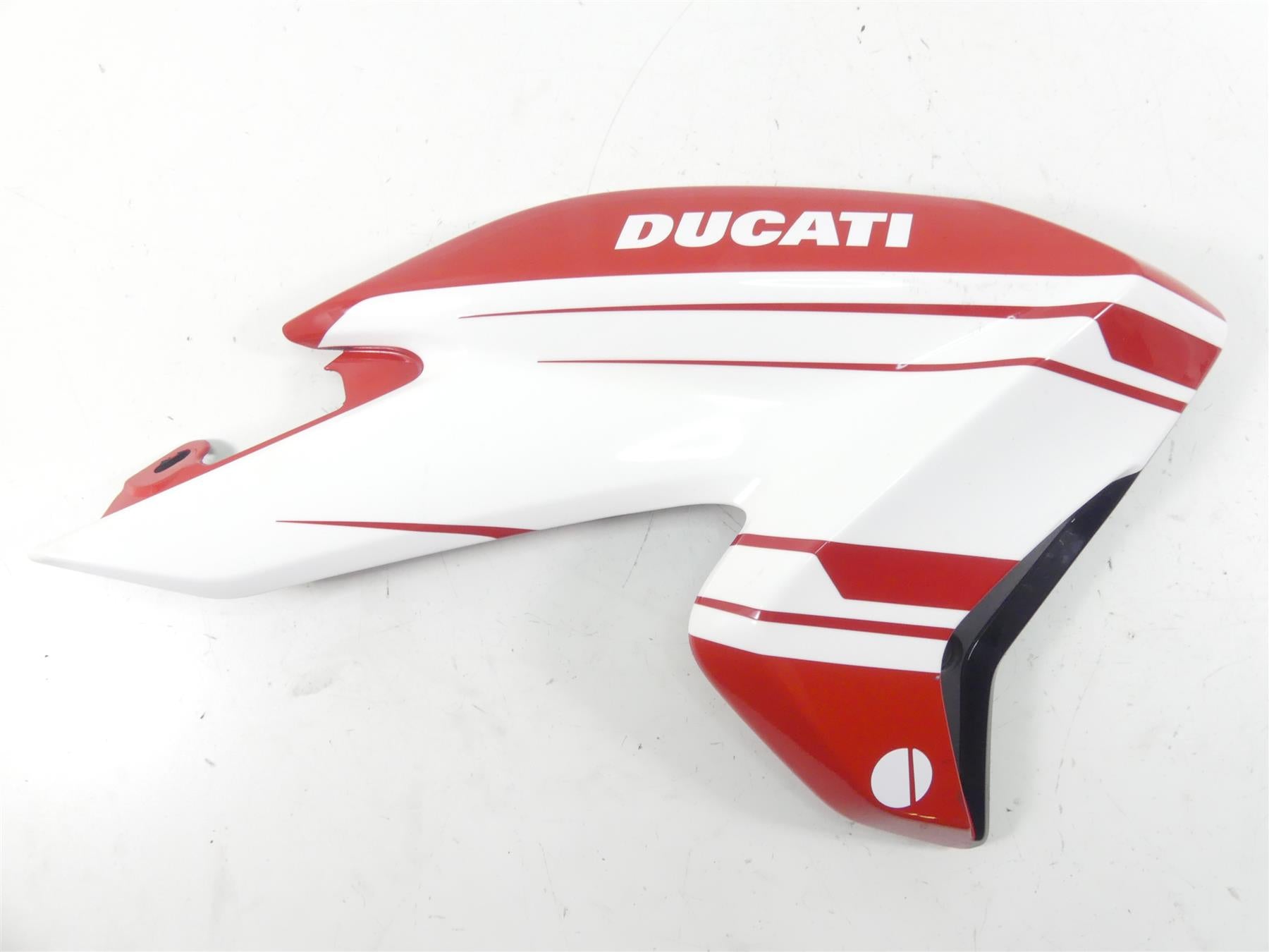 2018 Ducati Hypermotard 939 SP Oem Right Tank Fairing Cover Panel 480P5692CK {{ shop.shopifyCountryName }} - Mototech271