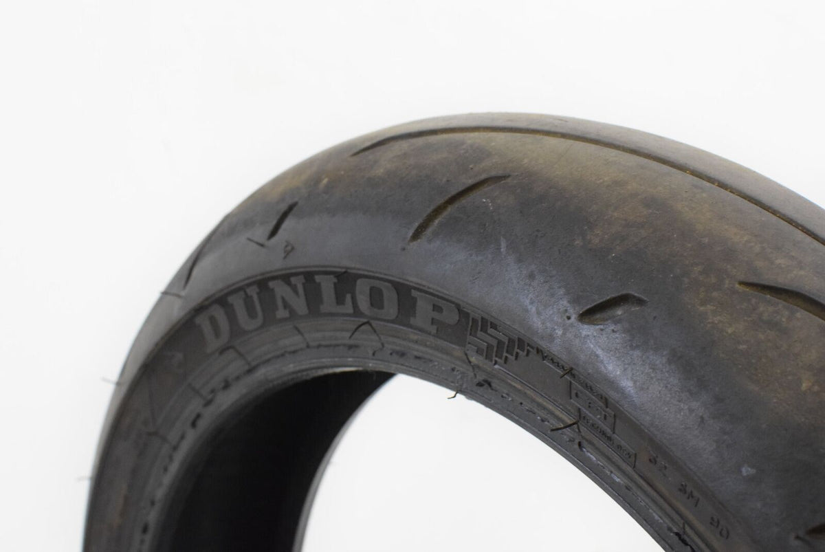 USED Front Tire DUNLOP Sportmax Q2+ 120/70-17 DOT1917 32SM90 {{ shop.shopifyCountryName }} - Mototech271