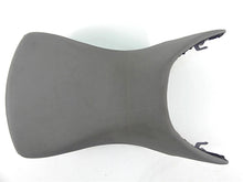 Load image into Gallery viewer, 2009 BMW R1200GS K255 Adv Front Seat Saddle Black Rally Gray 52538531536
