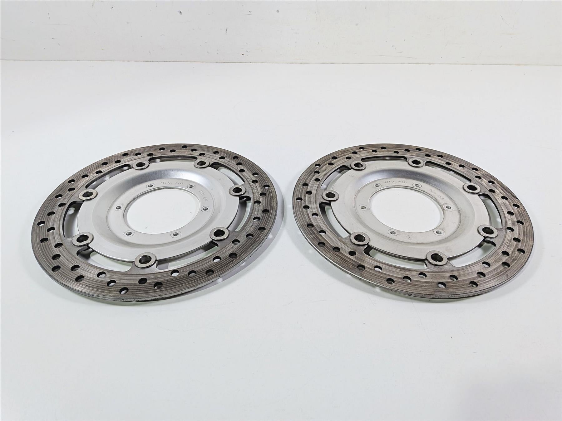 2003 Honda V-Twin VTX1800 C Front Brake Rotor Disc Set 45120-MCH-003 {{ shop.shopifyCountryName }} - Mototech271