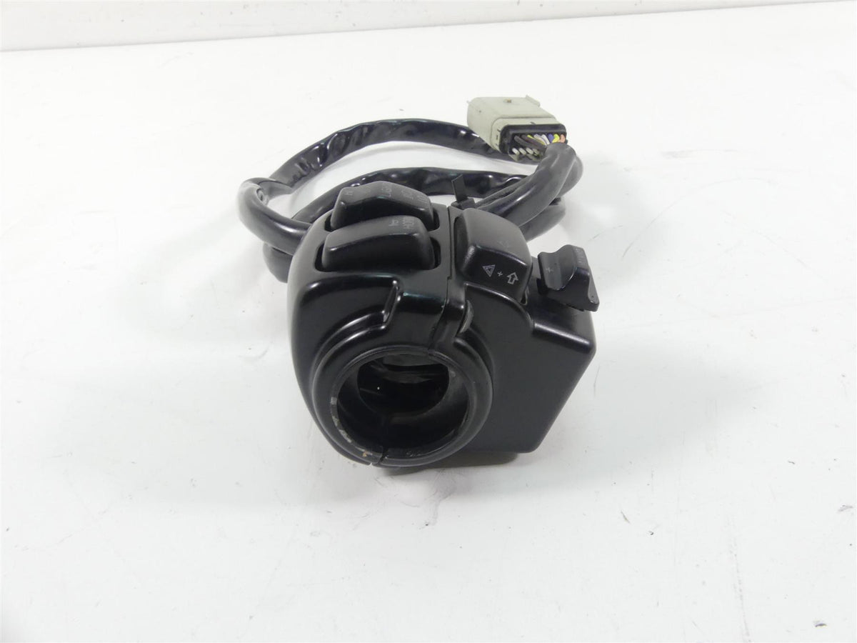 2013 Harley Touring FLTRX Road Glide Left Hand Audio Control Switch 71682-06A {{ shop.shopifyCountryName }} - Mototech271