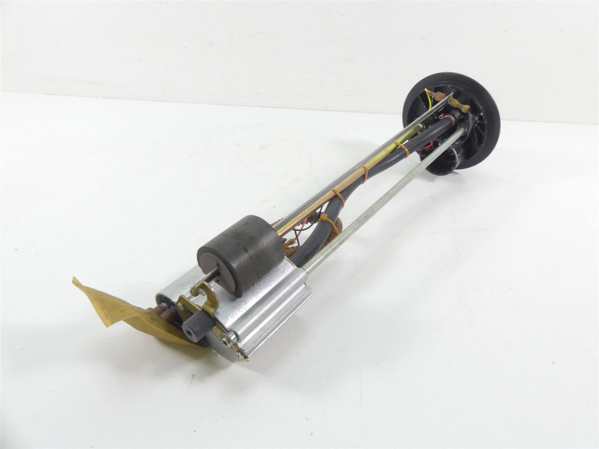 2006 Harley VRSCD Night V Rod Fuel Gas Petrol Pump -Read 75123-01 {{ shop.shopifyCountryName }} - Mototech271