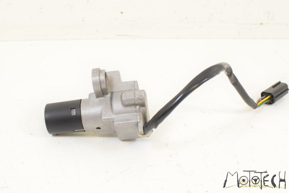 2007 Ducati 1098 S Ignition Switch NO KEY 65240061A {{ shop.shopifyCountryName }} - Mototech271