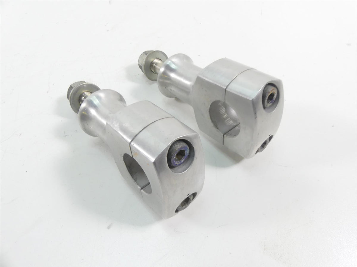 2009 Honda VTX1300 Touring Handlebar Holder Risers Set 53231-MEA-670 {{ shop.shopifyCountryName }} - Mototech271