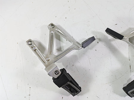 2016 BMW R1200GS GSW K50 Rear Passenger Footpeg Set 46718528793 46718528794 {{ shop.shopifyCountryName }} - Mototech271