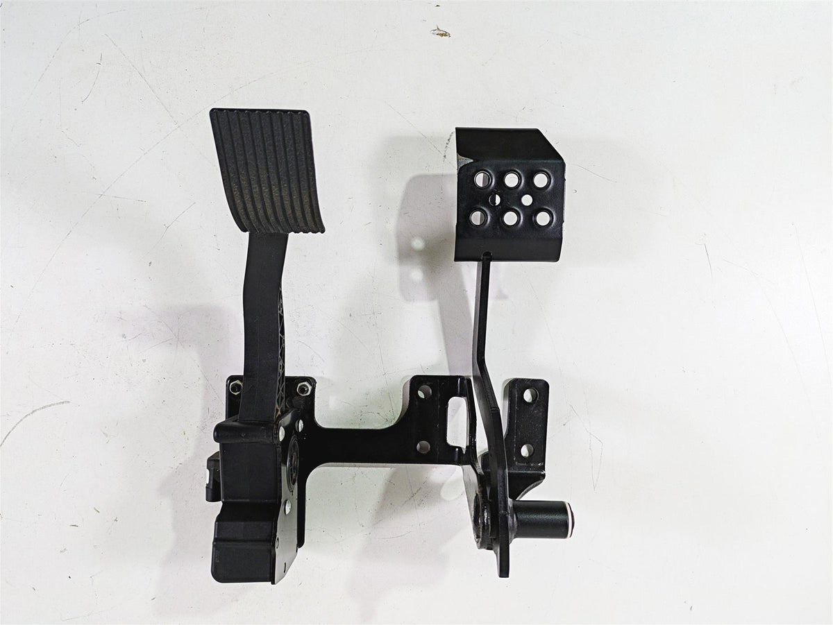 2021 Polaris RZR1000 XP Premium Brake & Accelerate Pedal Set 1021765 4014042 {{ shop.shopifyCountryName }} - Mototech271