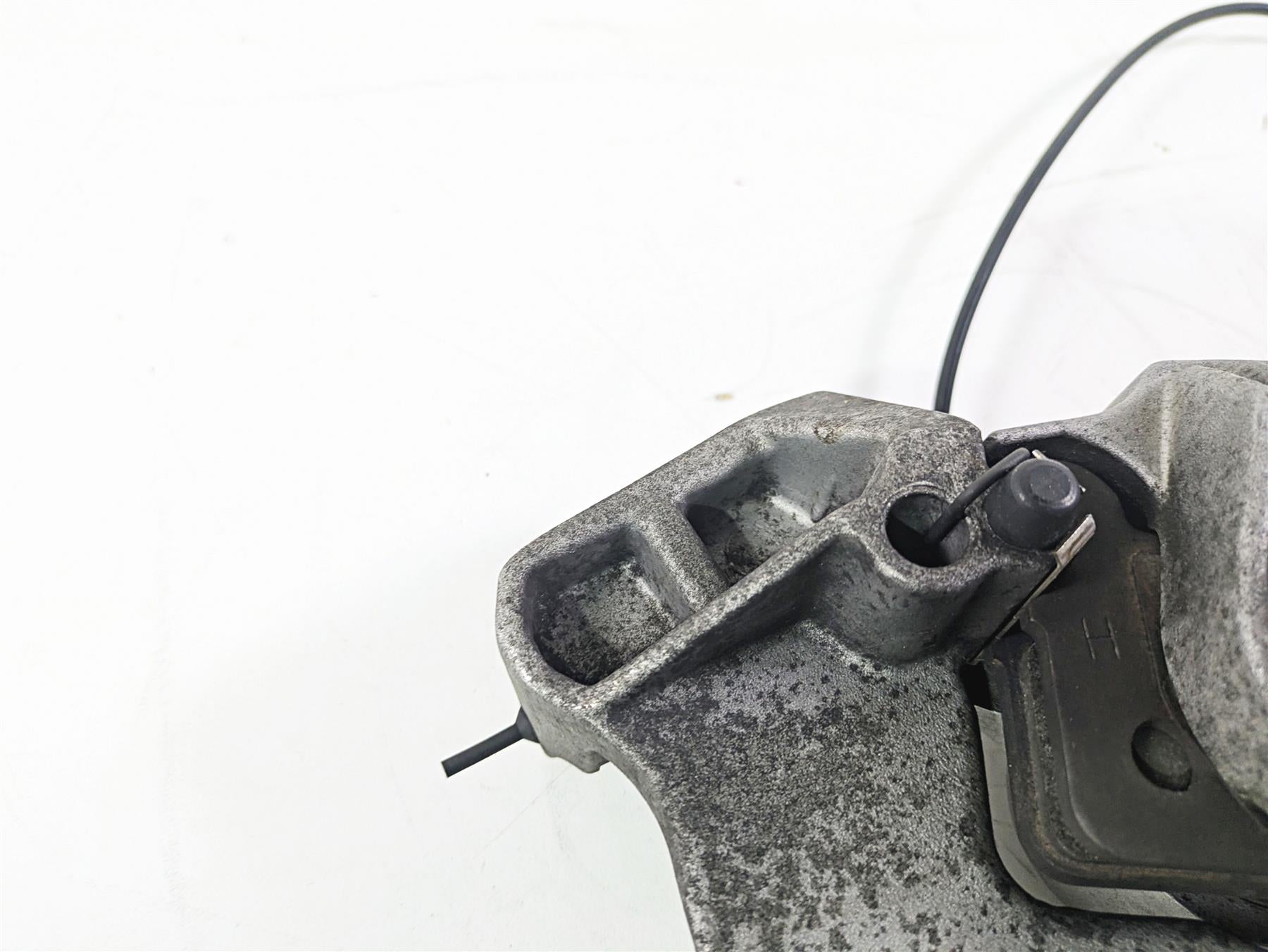 1996 Harley Touring FLHTCUI Electra Glide Rear Brake Caliper & Bracket 54540-93 {{ shop.shopifyCountryName }} - Mototech271