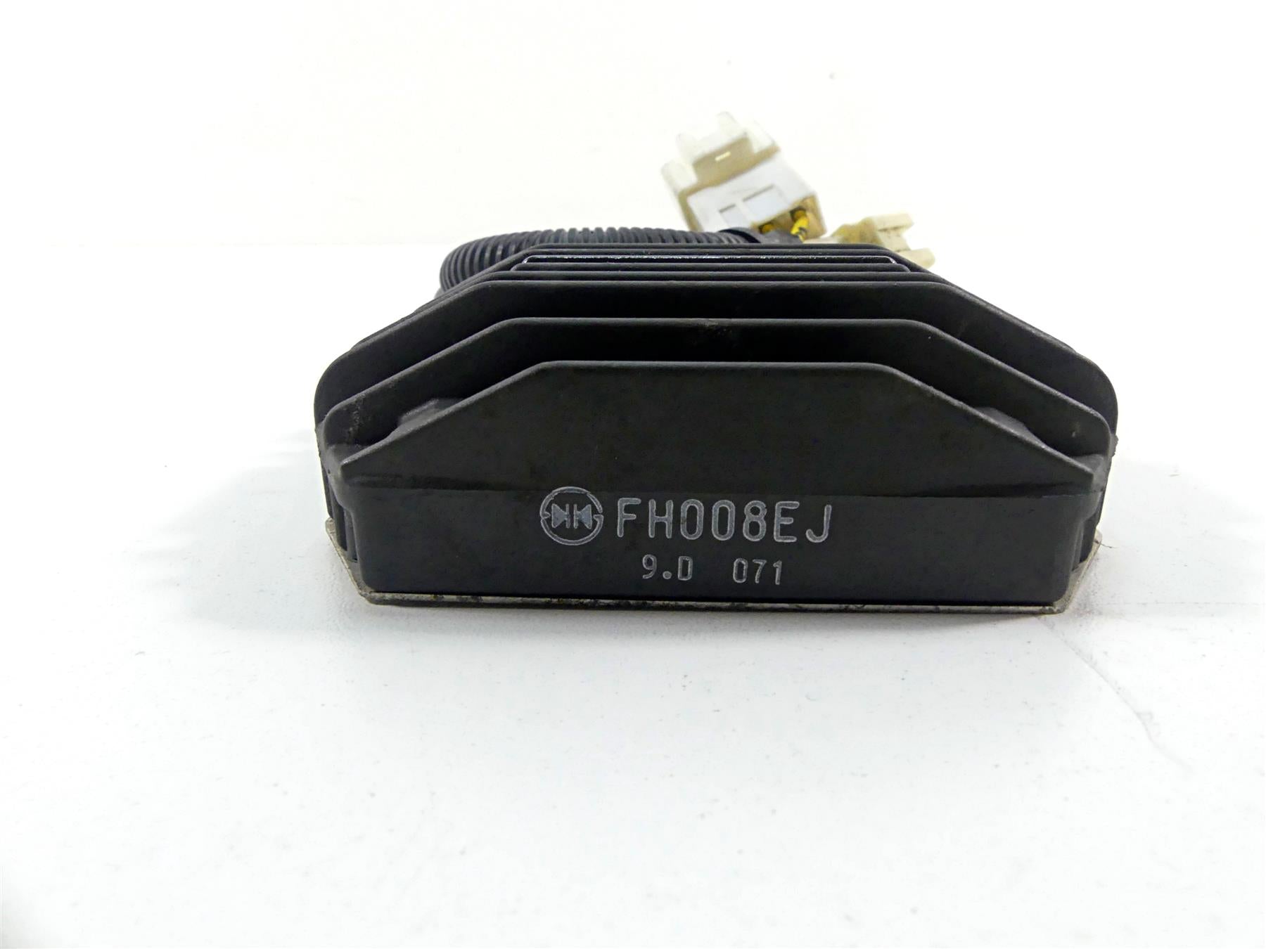2010 Honda VT1300 CR Stateline Rectifier Voltage Regulator FH008EJ 31600-MFR-671 {{ shop.shopifyCountryName }} - Mototech271