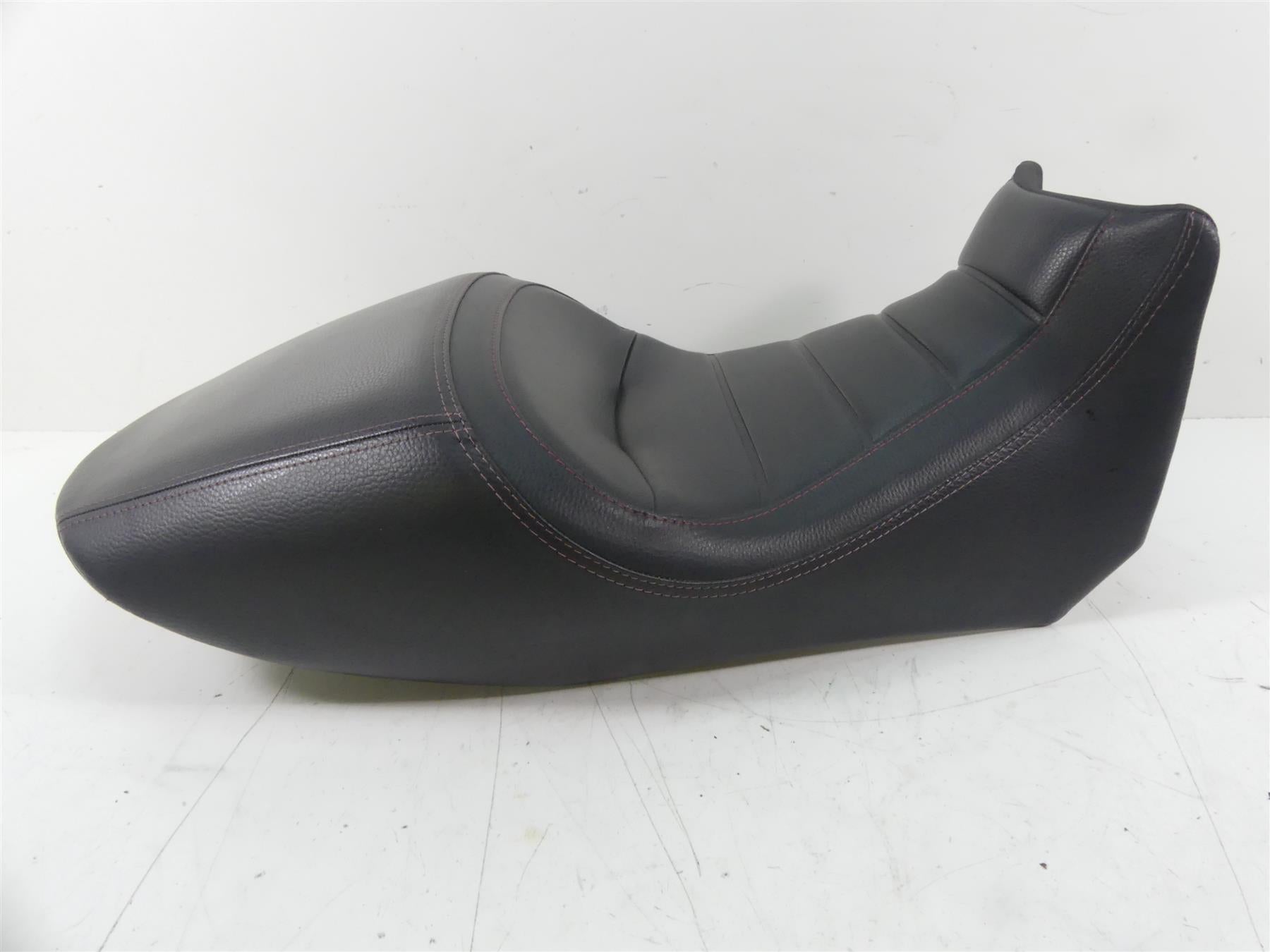 2015 Ducati Diavel Carbon Red Dual Driver Rider Saddle Seat - No Tears 59521991A | Mototech271