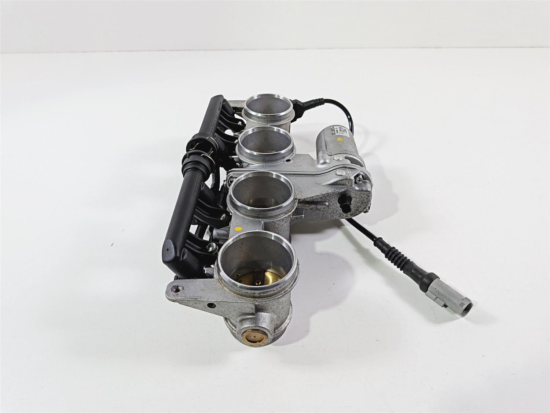 2017 BMW S1000RR K46 Throttle Body Bodies & Injector Set 13548545069 {{ shop.shopifyCountryName }} - Mototech271