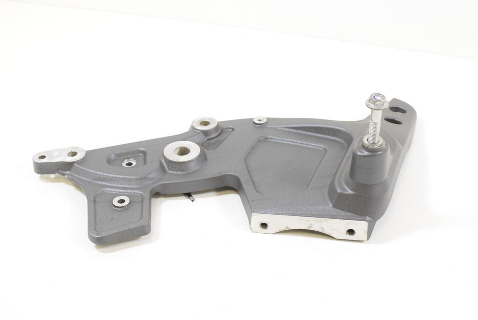 2016 Indian Scout (ABS) Left Center Fairing Plate Bracket 5139624-650 {{ shop.shopifyCountryName }} - Mototech271