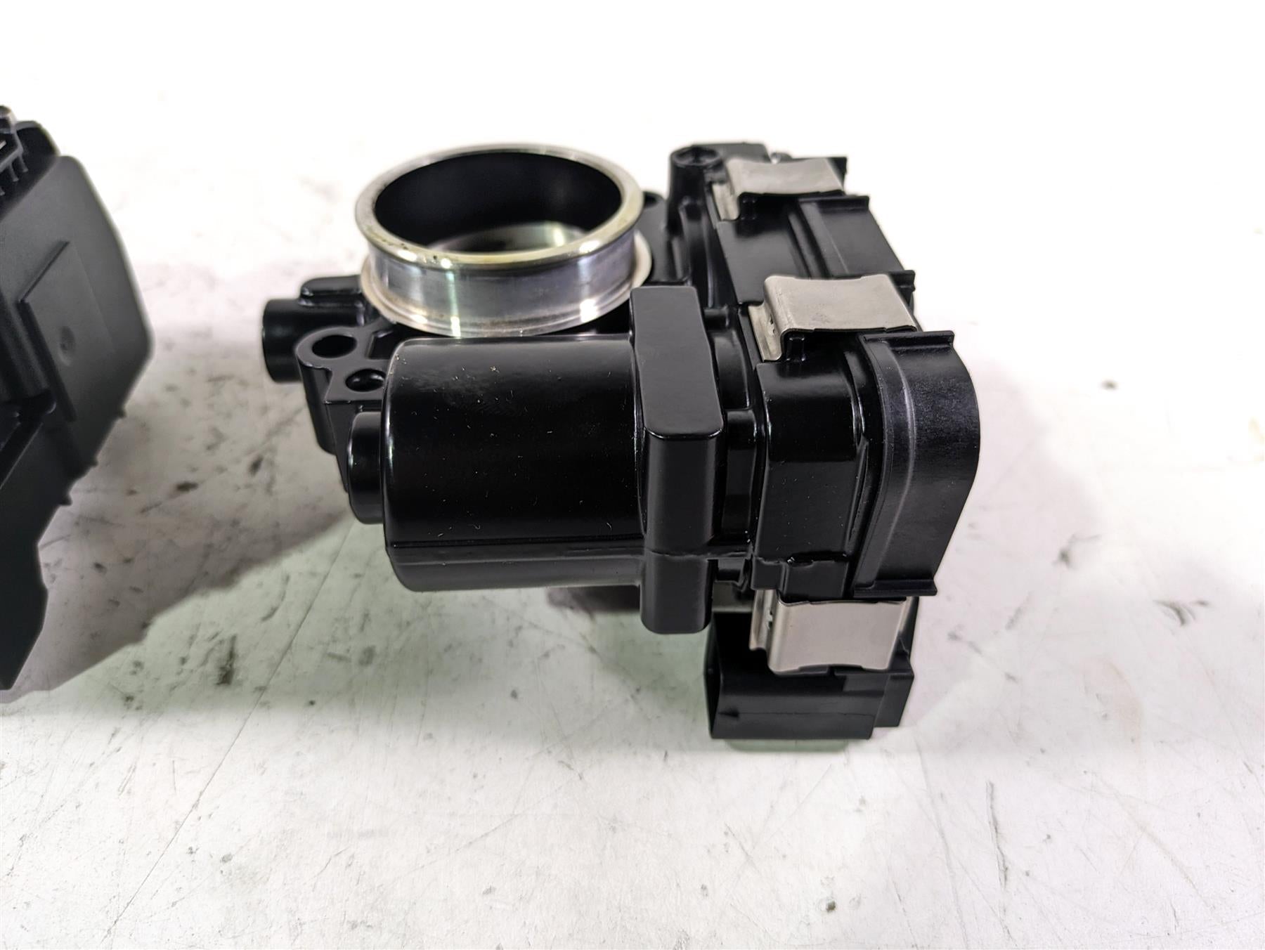 2022 BMW R1250 RT K052 Throttle Body Fuel Injection Set 13548568757 {{ shop.shopifyCountryName }} - Mototech271