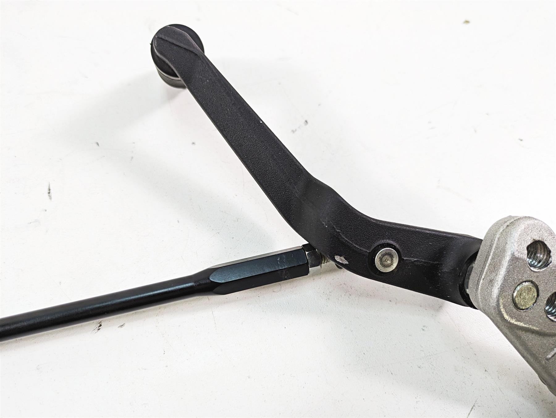 2022 Suzuki GSXR 750 Gear Selector Shifter Pedal & Rod Set 25600-14J10 {{ shop.shopifyCountryName }} - Mototech271