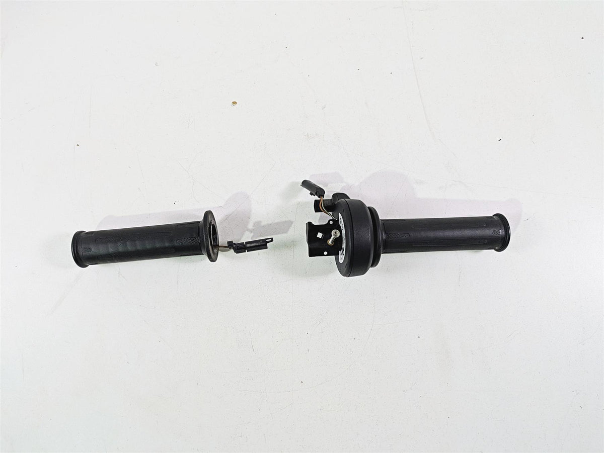 2017 BMW R1200 GS K50 Heated Hand Grip Set 61318552117 61318552120 {{ shop.shopifyCountryName }} - Mototech271