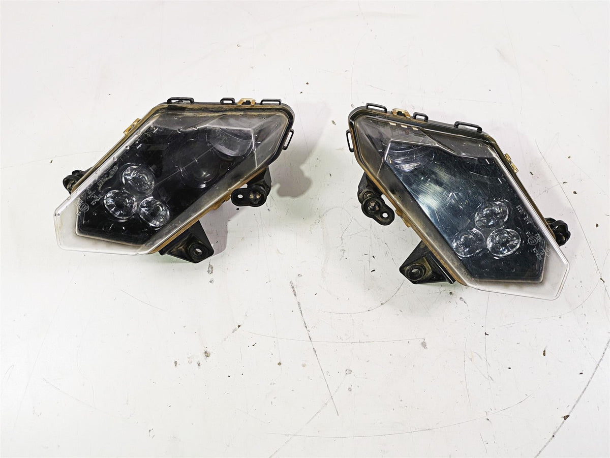 2019 Can Am Maverick X3 XRS Turbo R Headlight Head Lamp Set - Read 710004658 {{ shop.shopifyCountryName }} - Mototech271