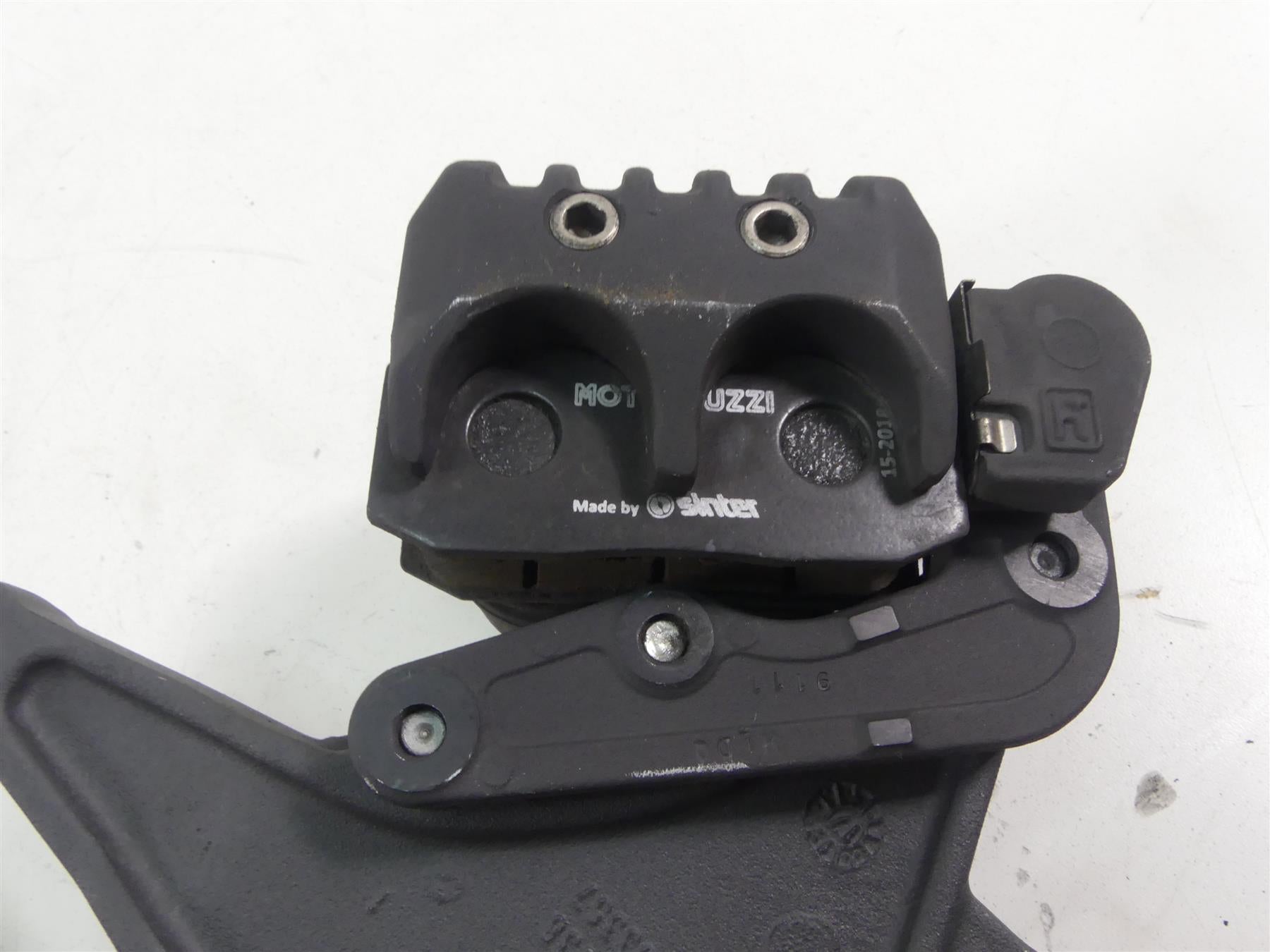2019 Moto Guzzi V7 III Stone 750 Rear Brake Caliper & Bracket 2B000525 {{ shop.shopifyCountryName }} - Mototech271