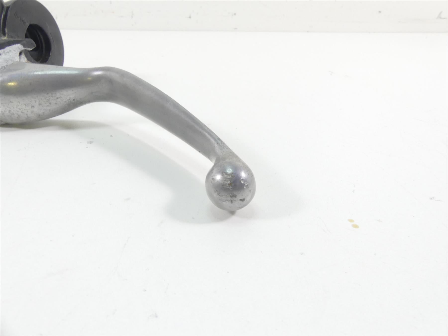 2006 Harley VRSCD Night Rod Clutch Master Cylinder + Lever 11/16" 39000-08A {{ shop.shopifyCountryName }} - Mototech271