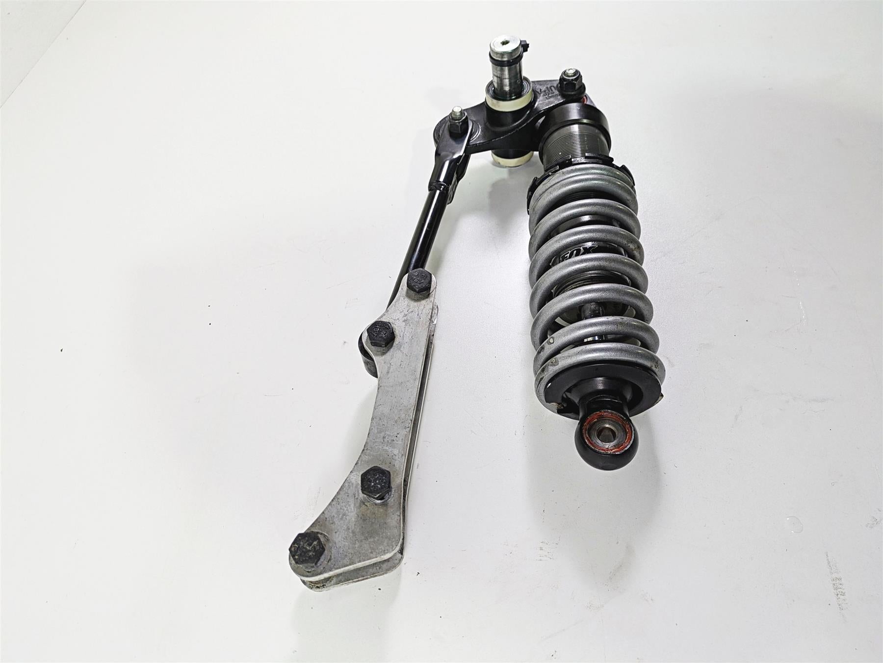 2016 Indian Chief Classic Rear Fox Shock Damper & Linkage 1543614 1543840 {{ shop.shopifyCountryName }} - Mototech271
