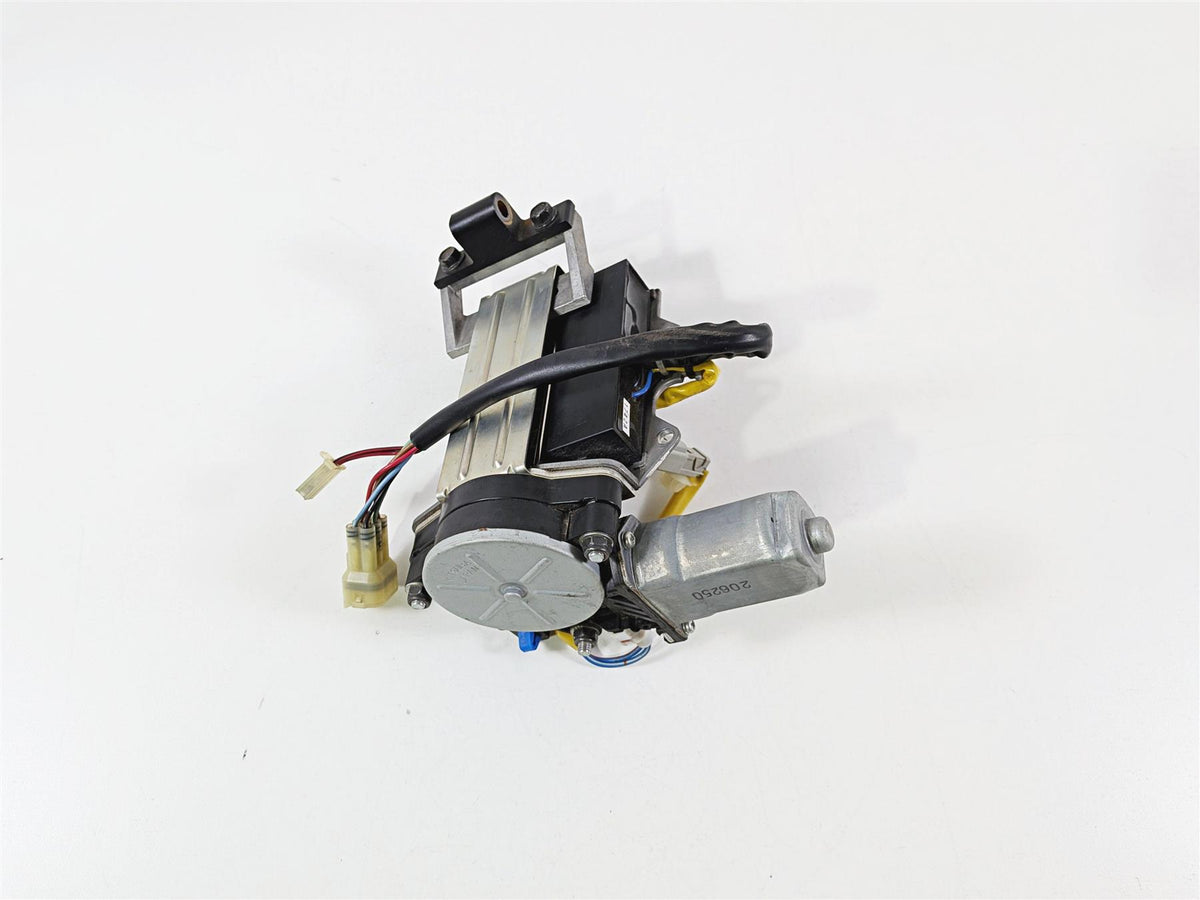 2013 Victory Vision Tour Windshield Adjuster Tilt Motor 4011815 {{ shop.shopifyCountryName }} - Mototech271