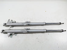 Load image into Gallery viewer, 2007 BMW R1200RT K26 Straight Showa Front Fork Leg Set - Read 31427698911 | Mototech271

