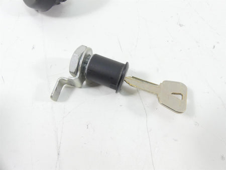 2013 Yamaha VMX17 V-Max 1700 Ignition Switch Key Lock Cap Set 2S3-82501-00-00 {{ shop.shopifyCountryName }} - Mototech271