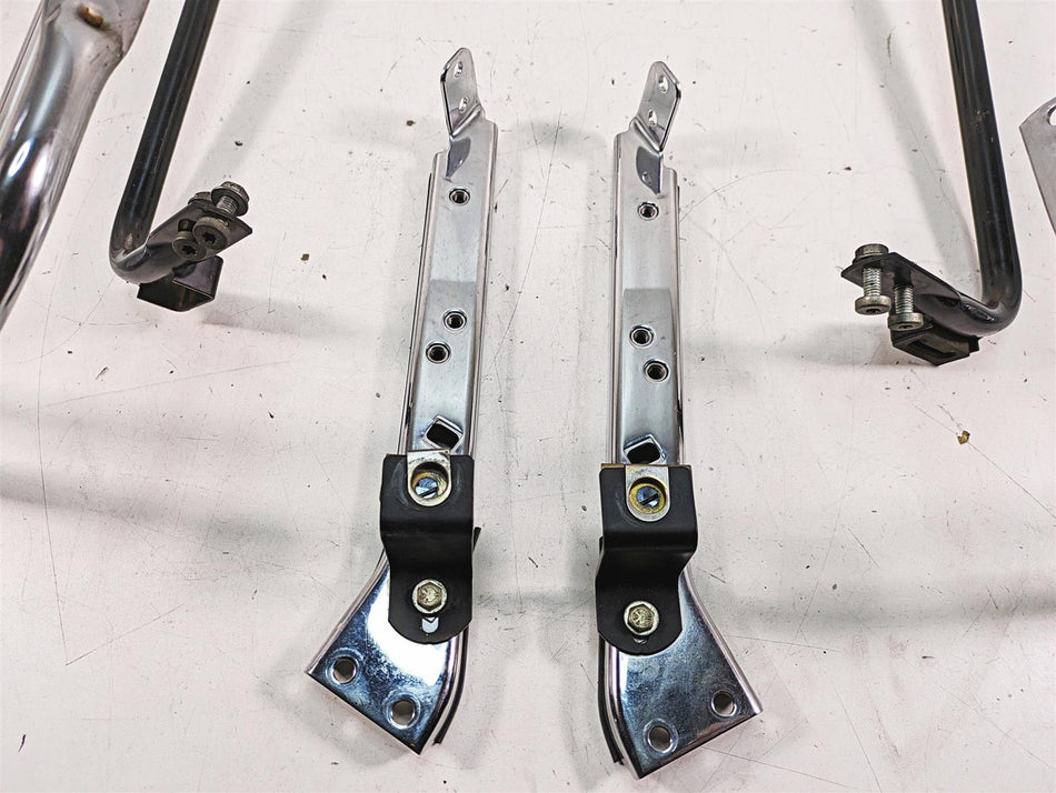 2008 Harley FLHTCU Electra Glide Saddlebag Guard Rail Support Set 49193-93 {{ shop.shopifyCountryName }} - Mototech271