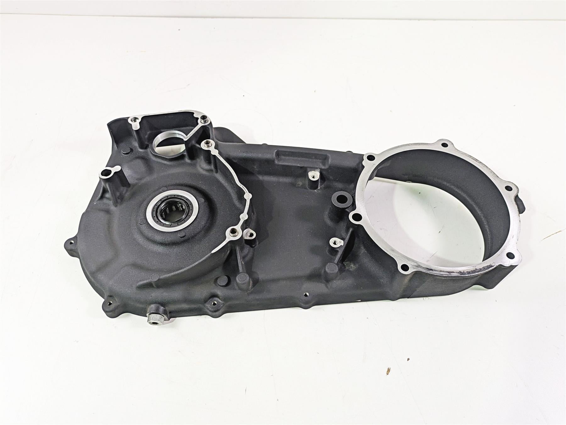 2014 Harley FLS Softail Slim Inner Primary Drive Clutch Cover 60681-06C {{ shop.shopifyCountryName }} - Mototech271