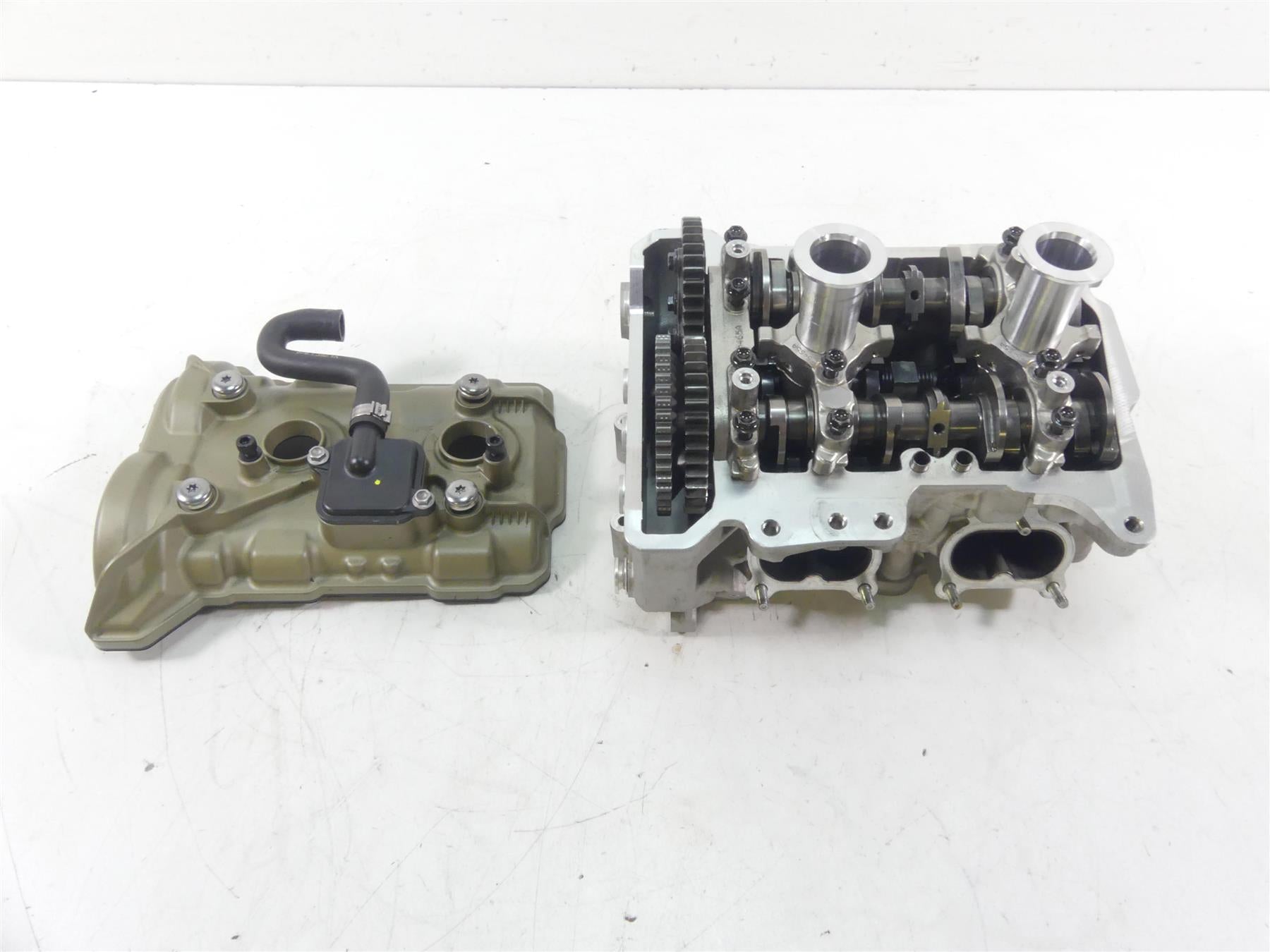 2018 Ducati Panigale 1100 V4 S Rear Cylinderhead Cylinder Head 30125181AR {{ shop.shopifyCountryName }} - Mototech271