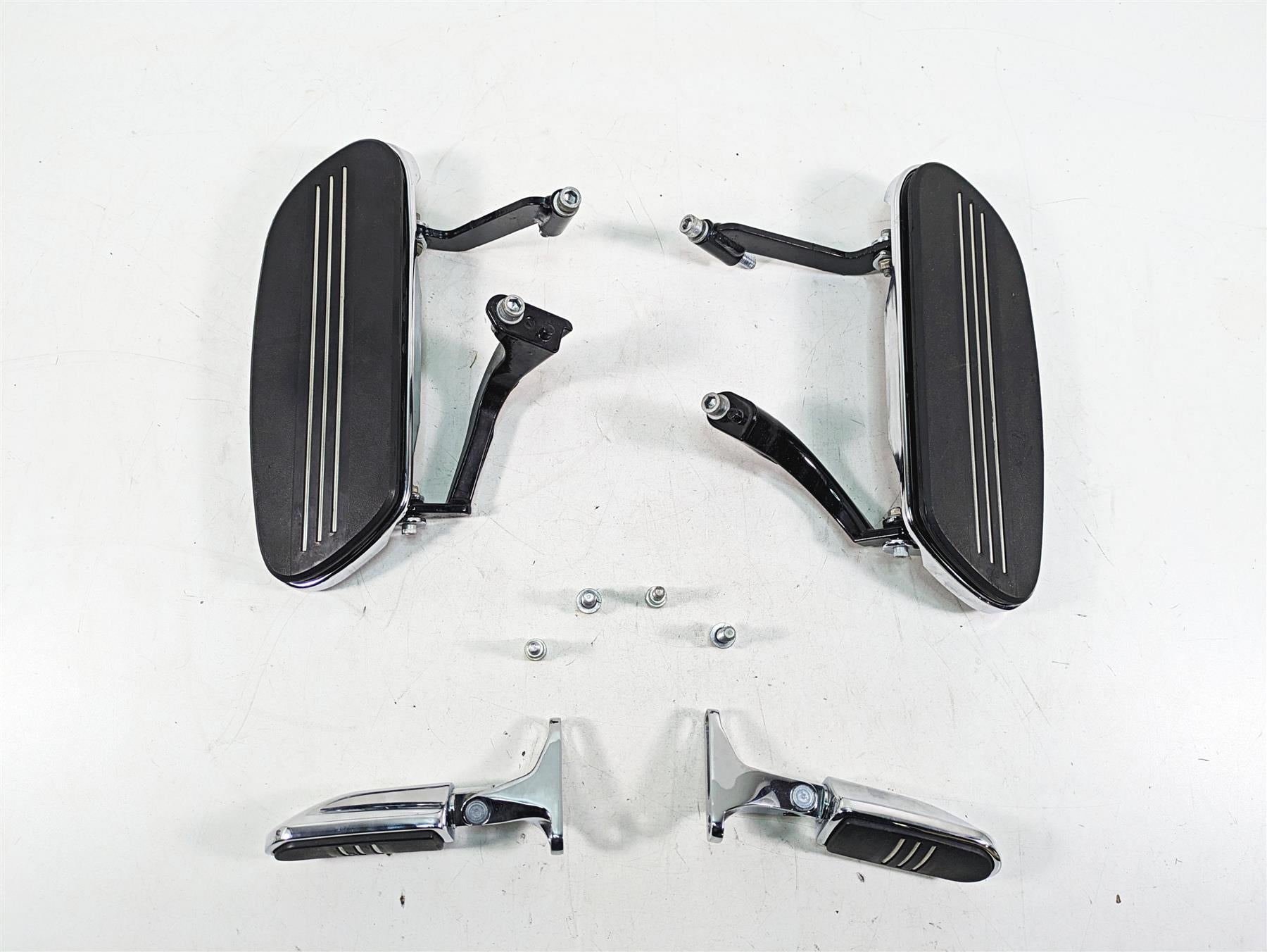 2020 Harley Touring FLHX Street Glide Front Rear Floorboard Footpeg Set 50684-11 {{ shop.shopifyCountryName }} - Mototech271