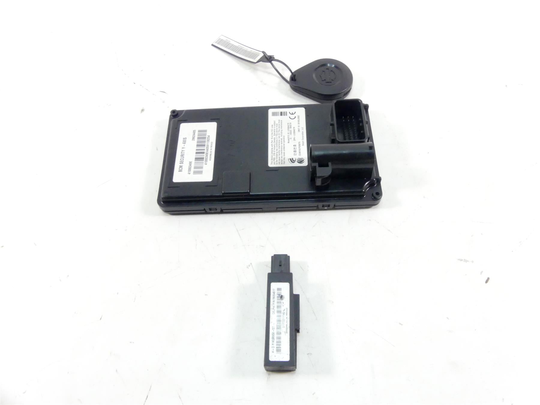 2017 Harley Softail FXSB Breakout Bcm Body Control Module Key Fob 41000349E {{ shop.shopifyCountryName }} - Mototech271