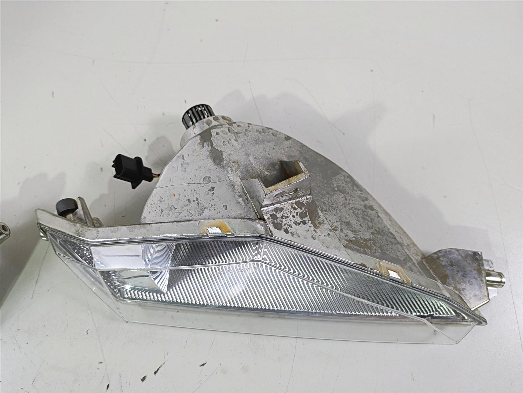 2022 Polaris Ranger 1000 Premium Front Headlight Head Light Set 2414294 2414295 {{ shop.shopifyCountryName }} - Mototech271