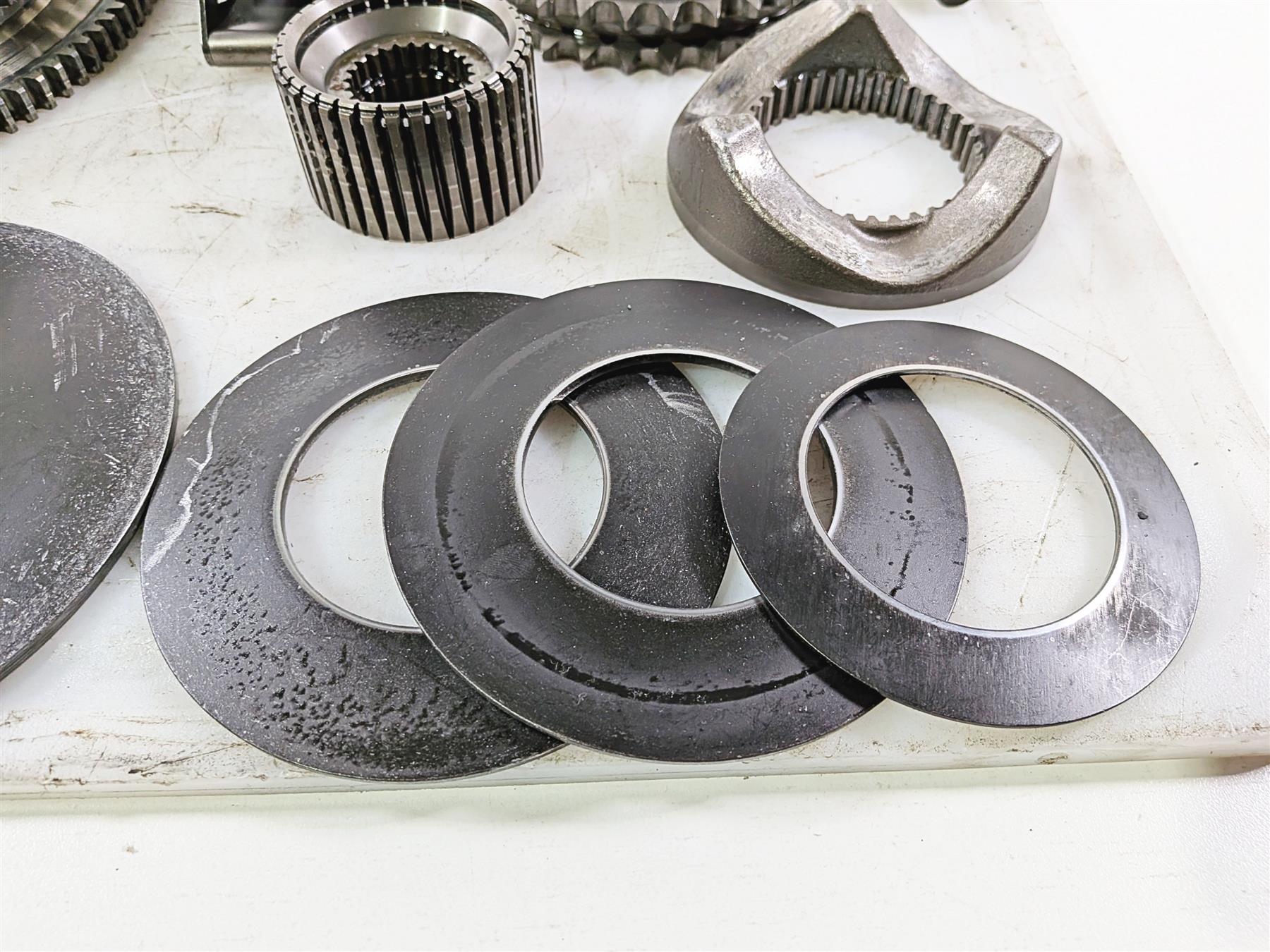 2017 Harley Touring FLHXS Street Glide Primary Drive Clutch Kit 37000377 {{ shop.shopifyCountryName }} - Mototech271
