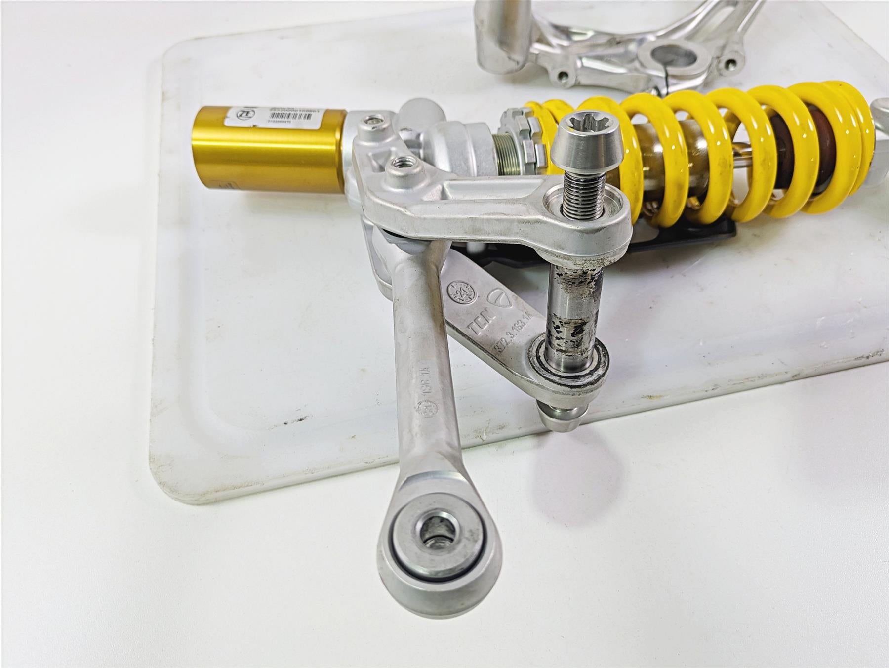 2022 Ducati Streetfighter V2 Rear Shock Suspension Damper 36522132A {{ shop.shopifyCountryName }} - Mototech271