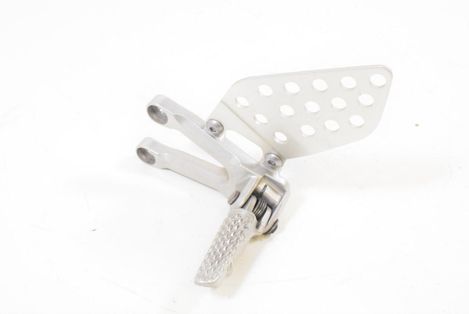 2004 Honda CBR1000RR CBR1000 RR Left Rider Footpeg Foot Peg Rest 50700-MEL-000 {{ shop.shopifyCountryName }} - Mototech271